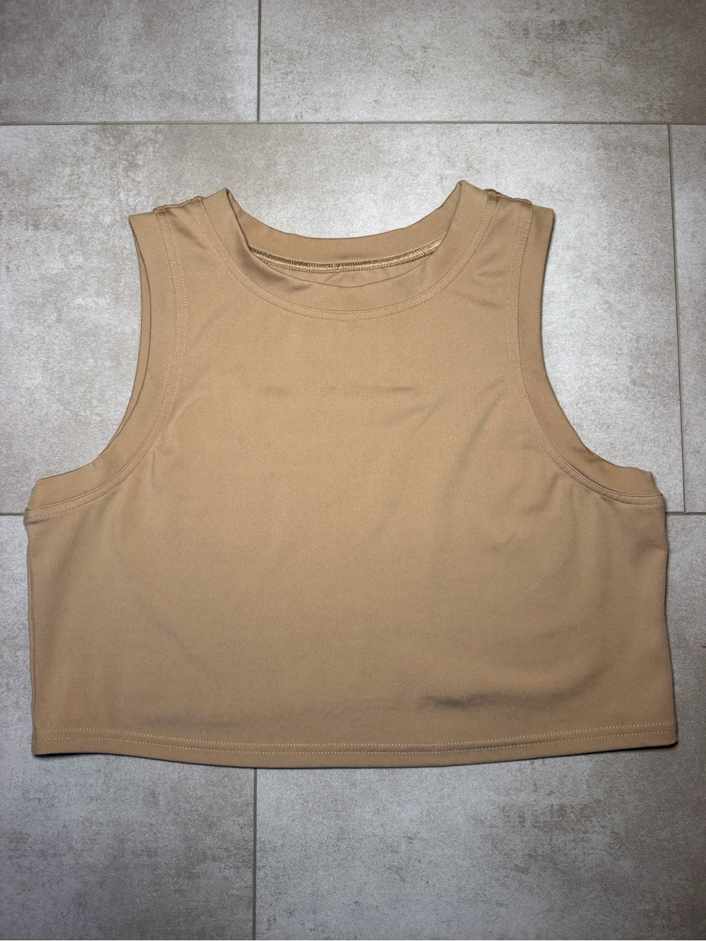 DSG Cropped Sleeveless Muscle Workout Top